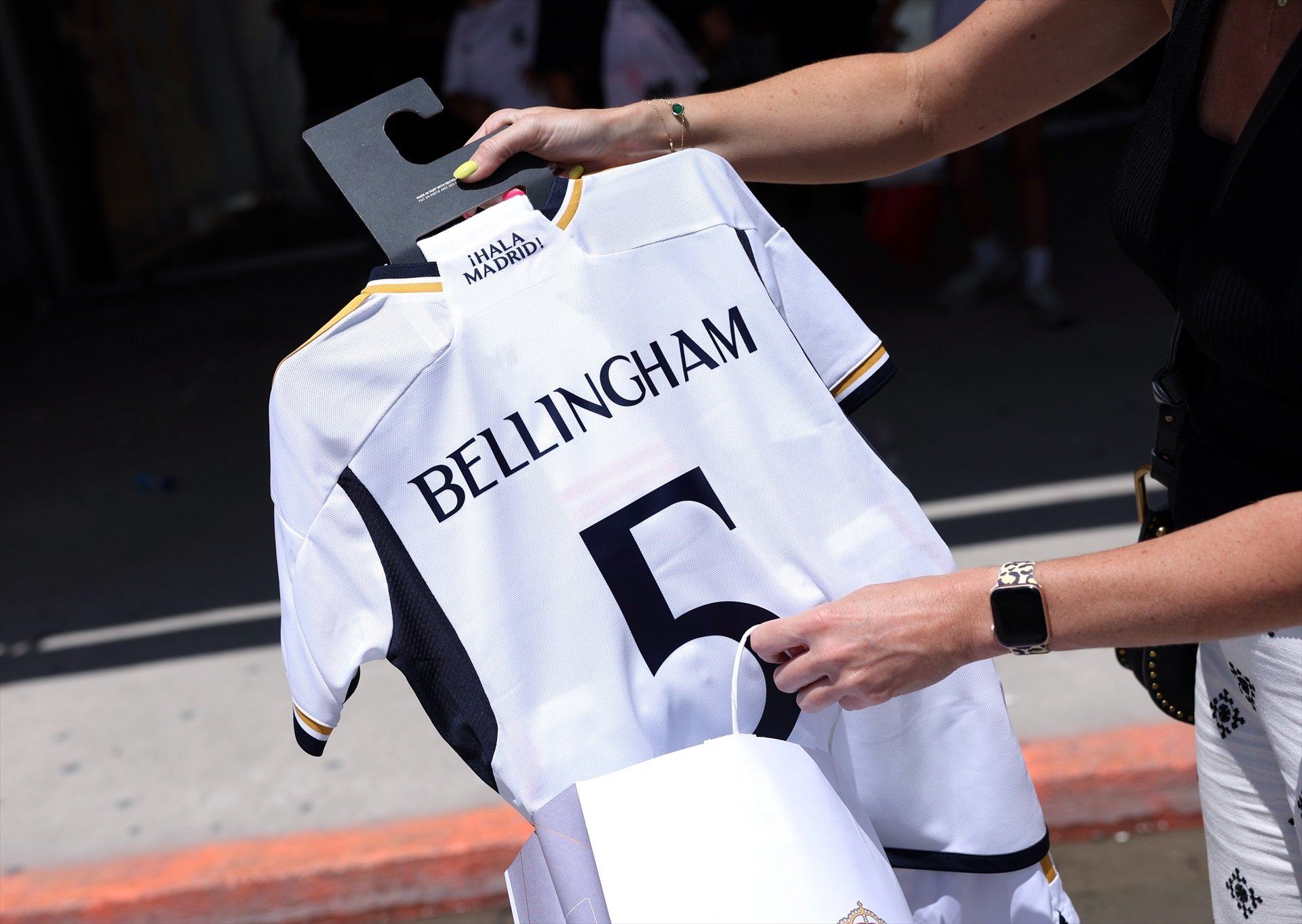 Bellingham deja la primera víctima en el Real Madrid, estudia activar la cláusula de escape