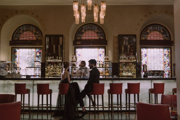 Pareja bar pexels cottonbro studio 5378979 Pareja bar pexels cottonbro studio 5378979