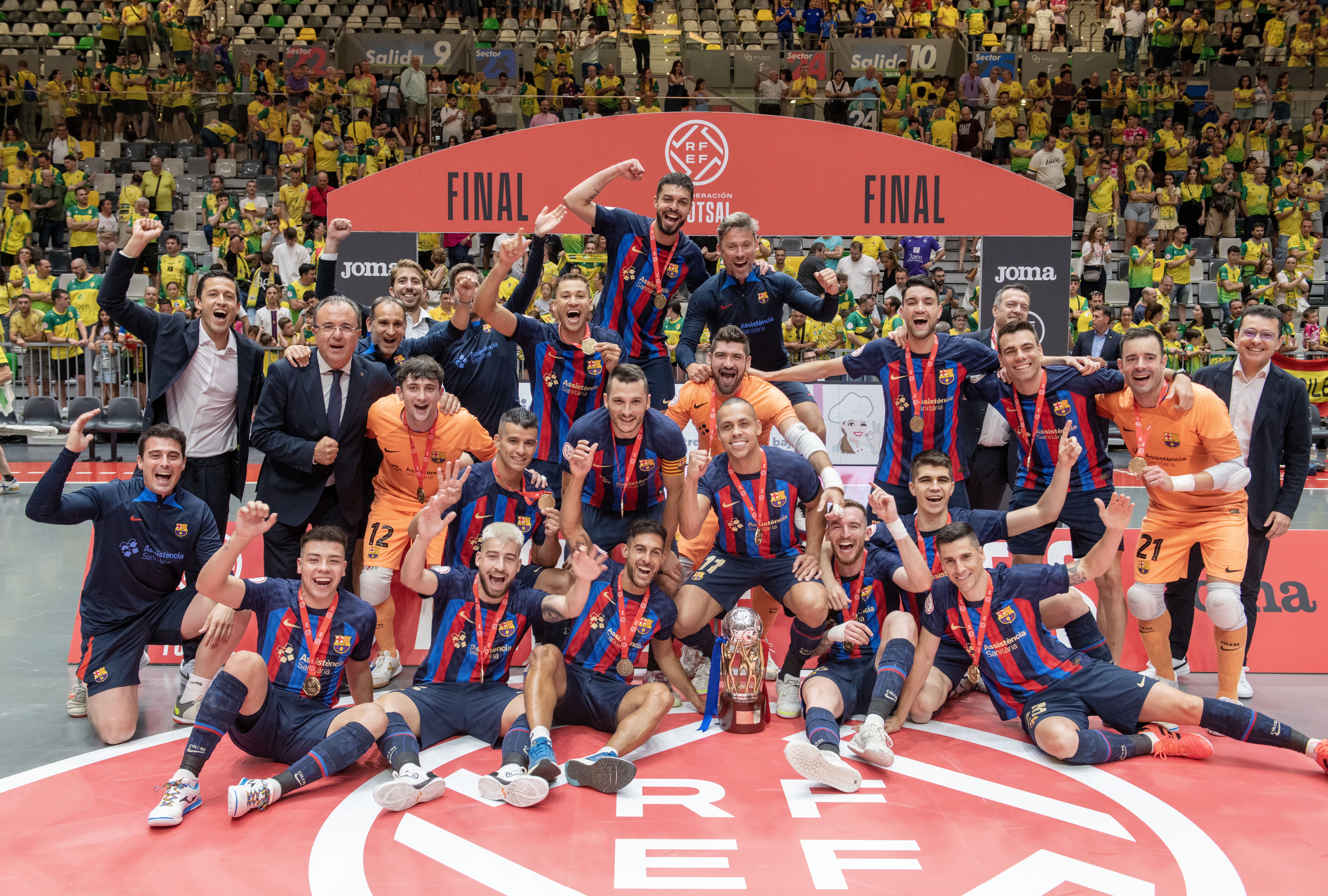 El Barça completa un any immillorable: campió de Lliga en totes les seves seccions