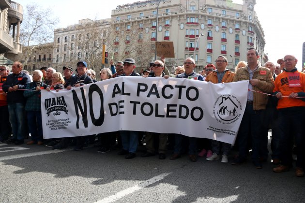 pensions mani barcelona ACN