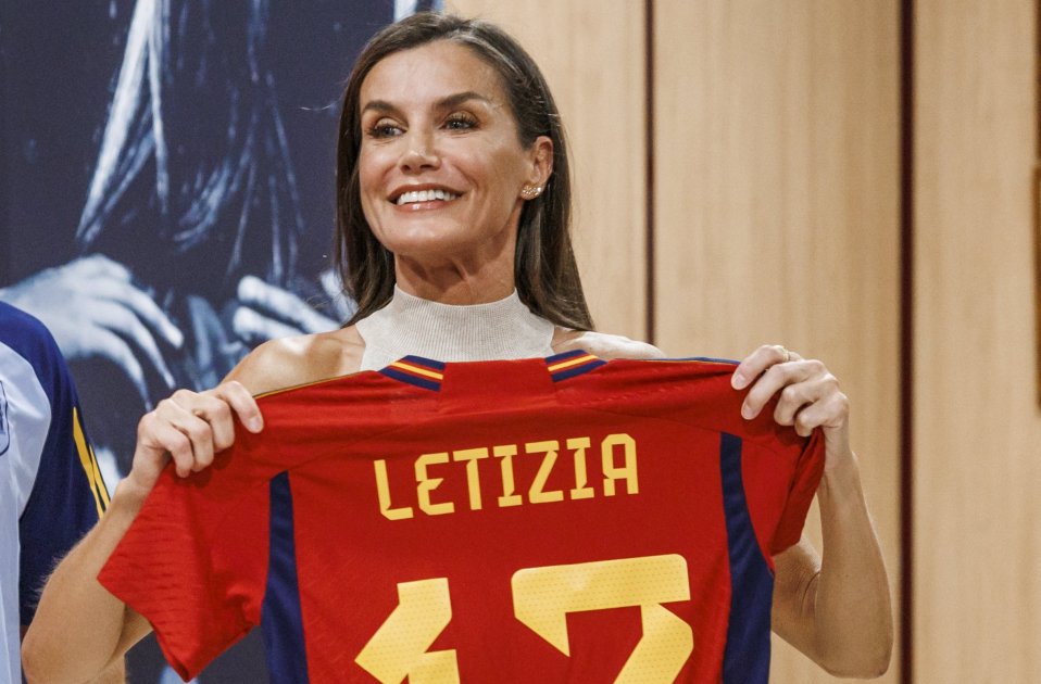 Letizia con la camiseta de España EFE Letizia con la camiseta de España EFE