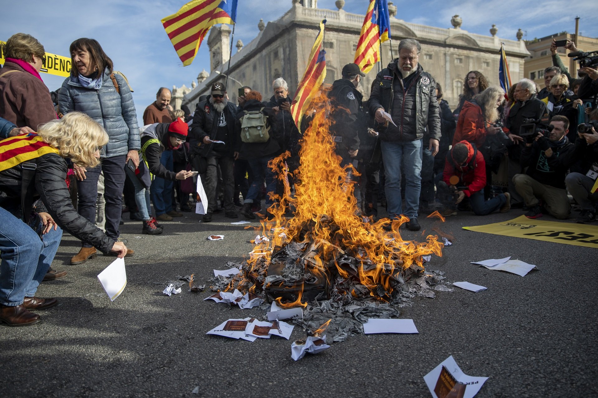 La Fiscalia demana jutjar per delictes de terrorisme els 12 CDR de l'operació Judes