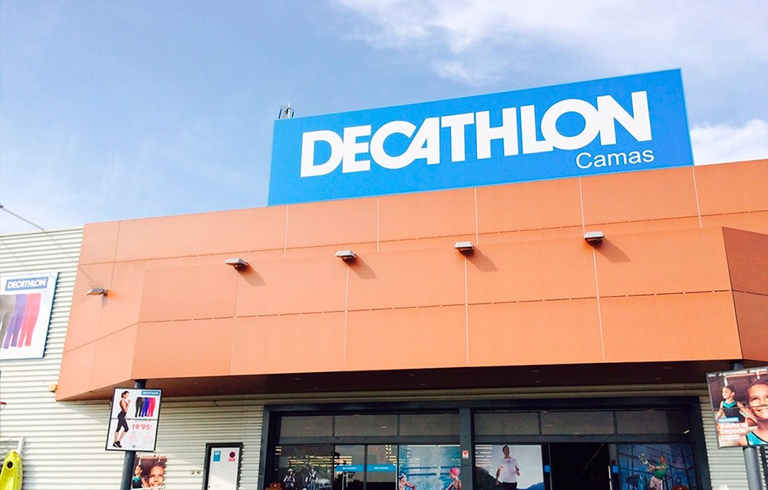 Las mallas de fitness que disimulan los kilos de más del verano están en Decathlon