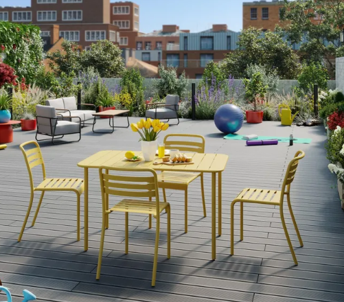 La silla exterior con más color del verano arrasa en Leroy Merlin
