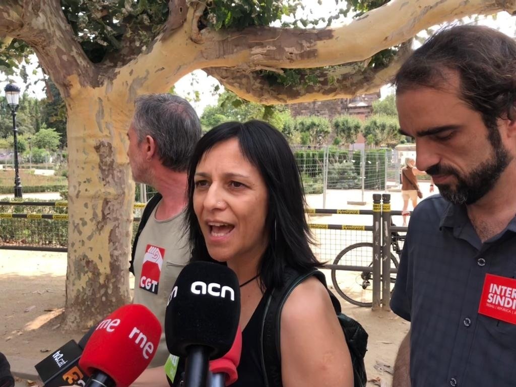 Els sindicats educatius ensenyen les dents a Anna Simó i amenacen amb més dies de vaga