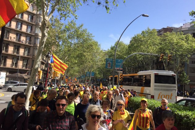 manifestantes gran vía mande presos Maria Carbó