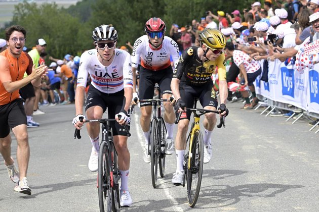Tadej Pogacar Victor Lafay Jonas Vingegaard Tour de Francia / Foto: EFE Tadej Pogacar Victor Lafay Jonas Vingegaard Tour de Francia / Foto: EFE