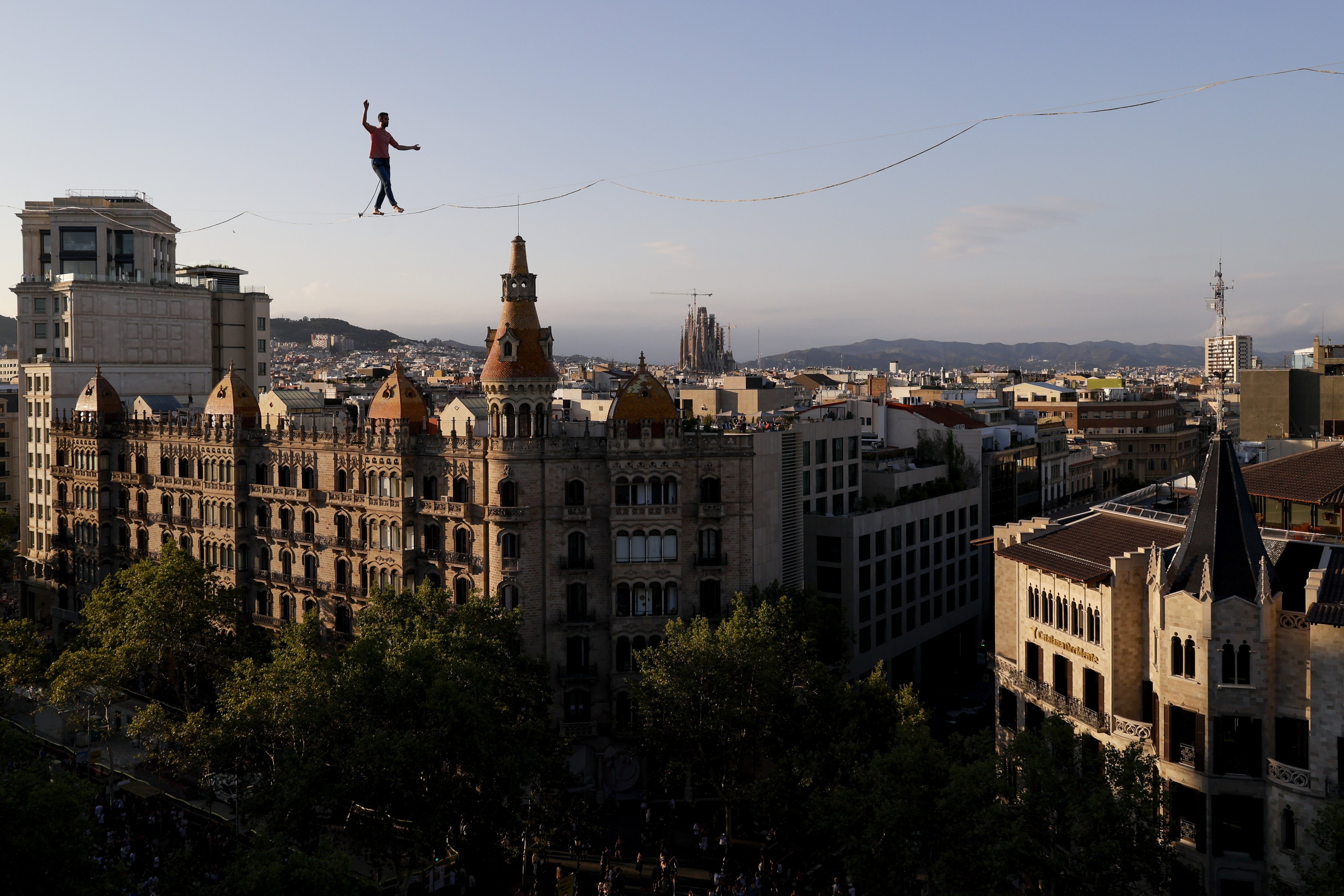 Portadas: El Congreso pende de un hilo, o sea, de Catalunya