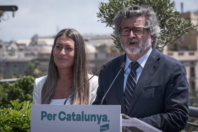 Toni Castellà Míriam Nogueras presentació campanya Junts 3 juliol 2023 Carlos Baglietto Toni Castellà Míriam Nogueras presentació campanya Junts 3 juliol 2023 Carlos Baglietto