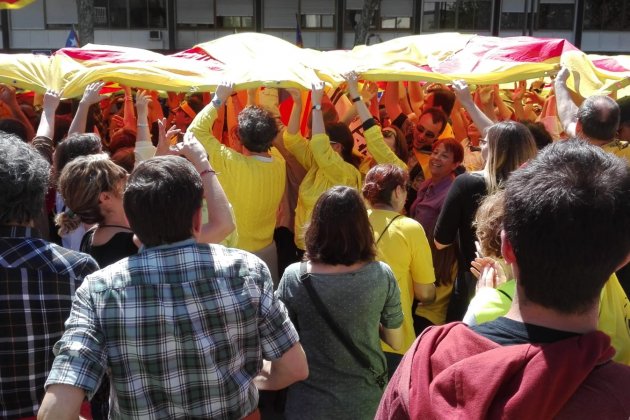 manifestación 15 A estelada|estrellas gigante Lídia Verdier Guasques