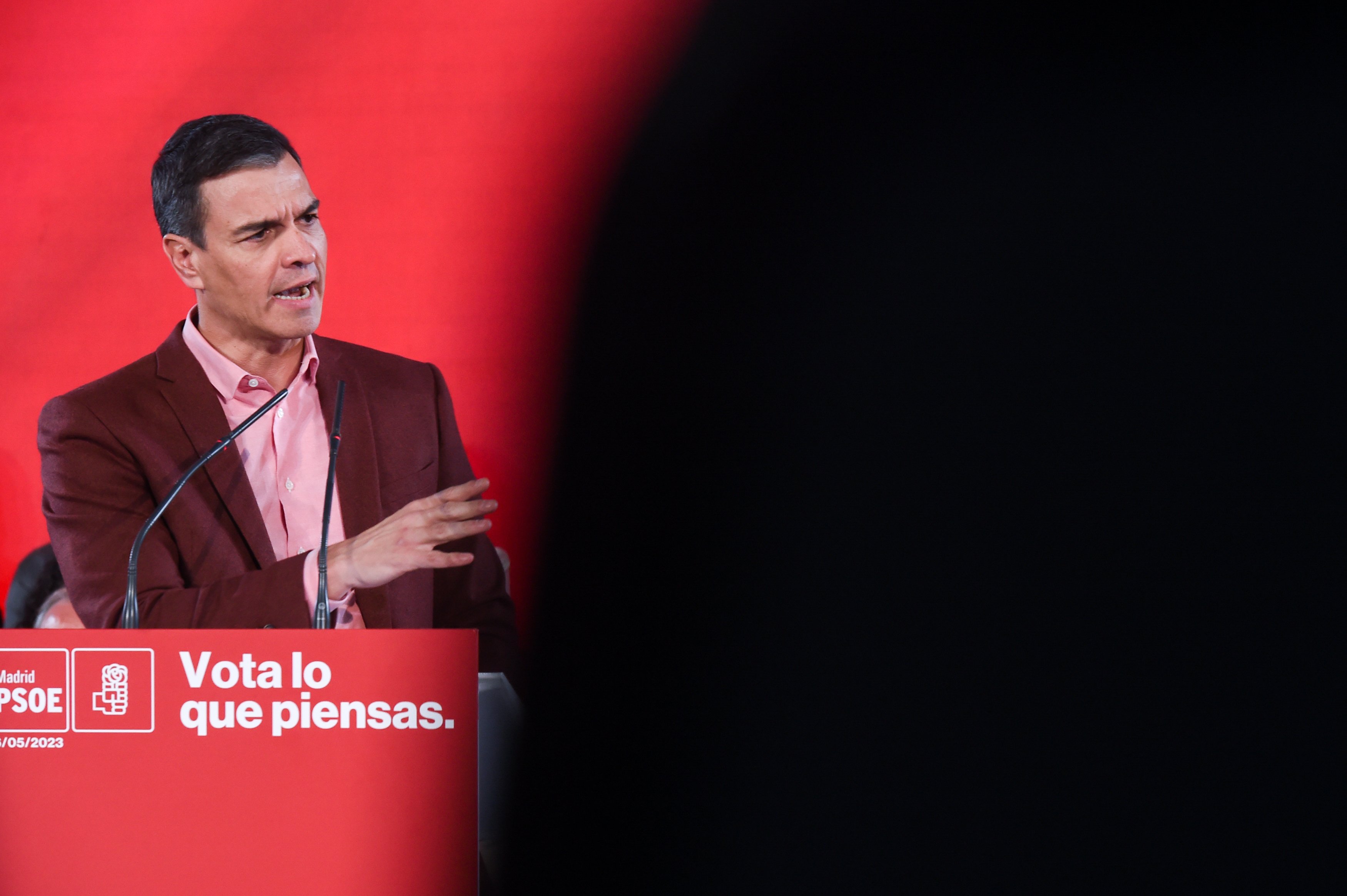 Pedro Sánchez aparca els mítings de campanya i s'entrega al xoc mediàtic