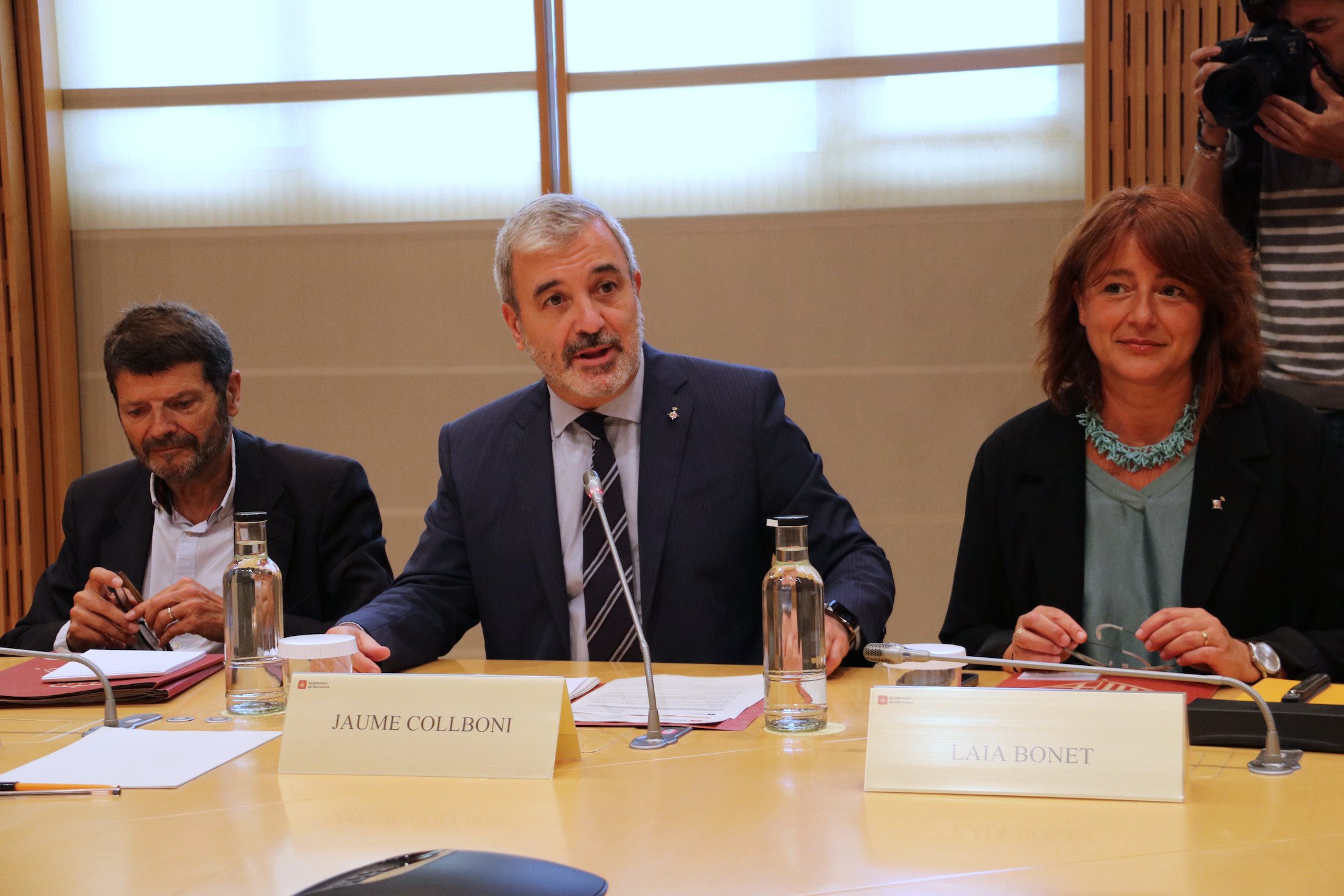 Barcelona apretará a las empresas de limpieza triplicando los recursos de inspección