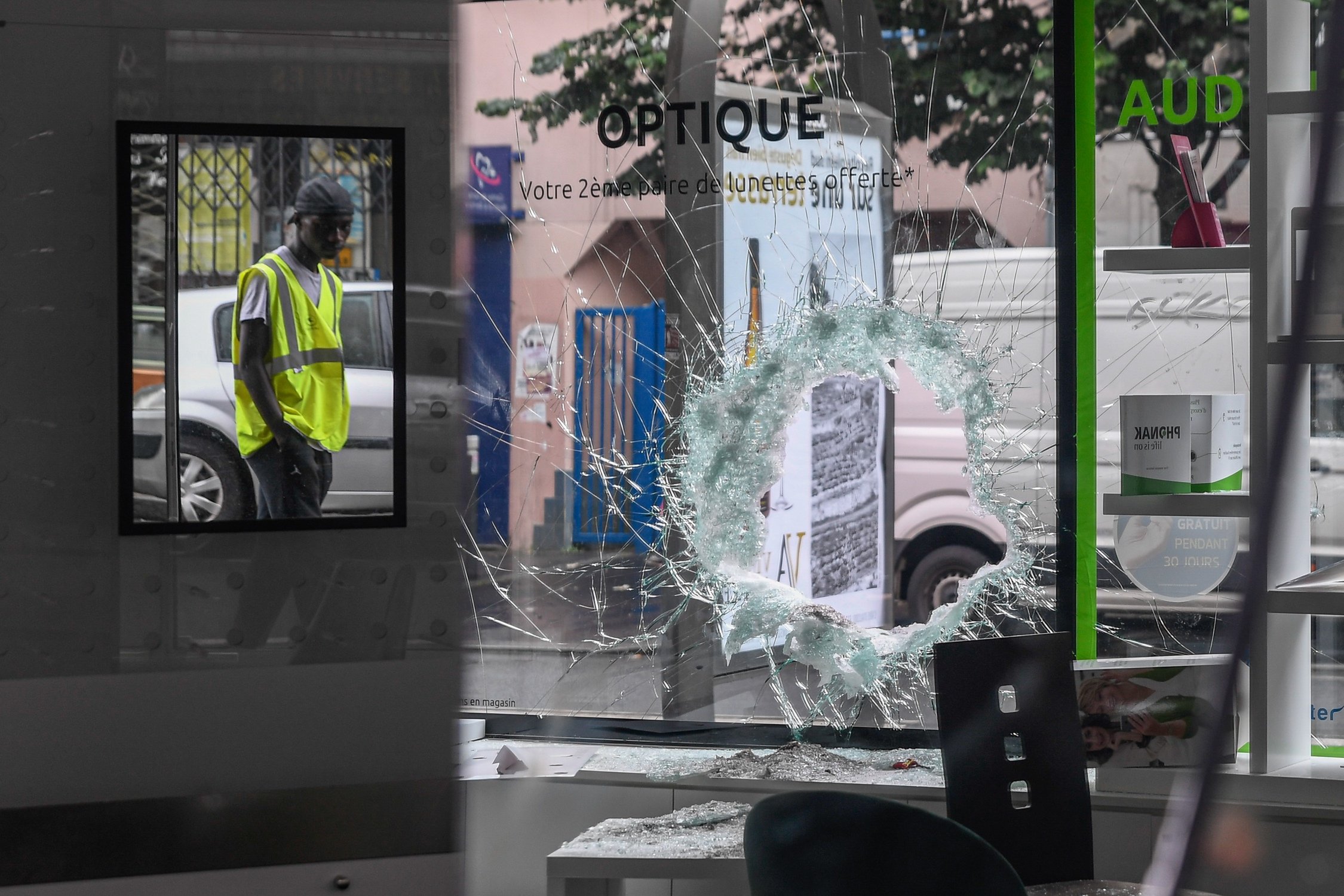 Investiguen la mort d'un esvalotador de la revolta de França a Marsella per un projectil policial
