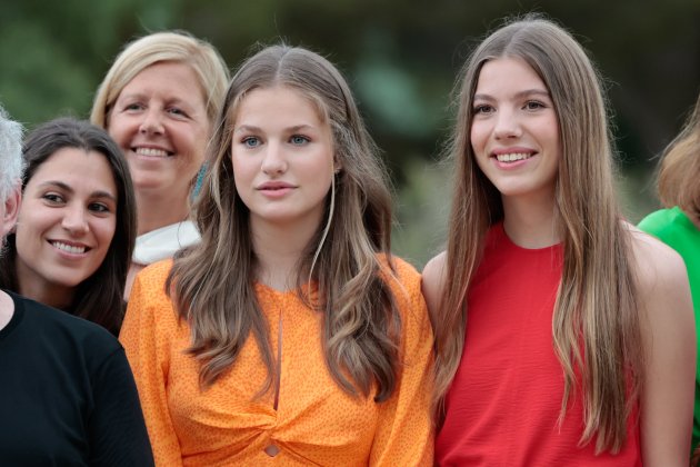 Leonor y Sofía de rojigualda, GTRES Leonor y Sofía de rojigualda, GTRES