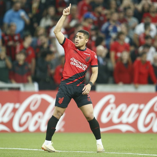 Vitor Roque durante un partido cono el Athletico Paranaense / Foto: EFE