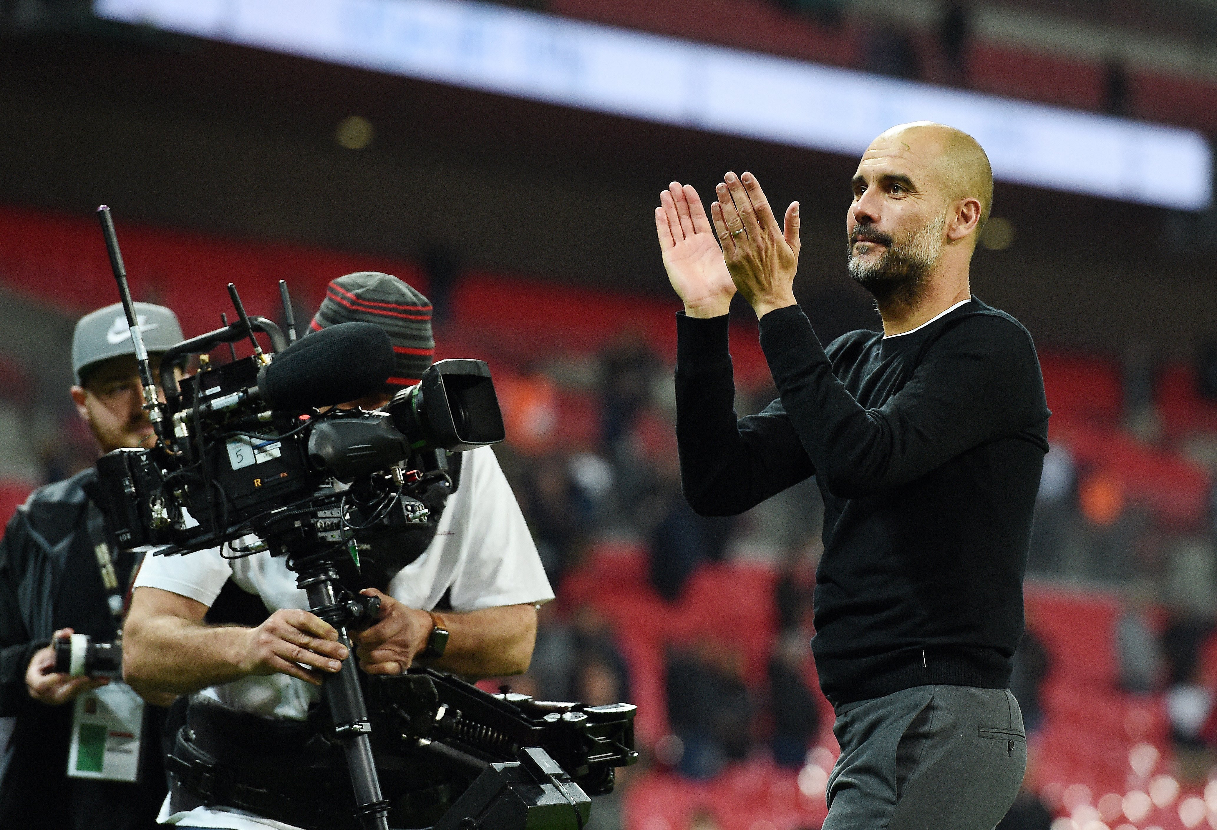 Guardiola vol seguir regnant a Anglaterra