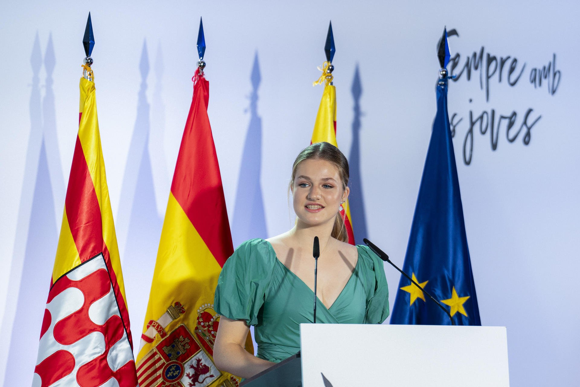 La princesa Leonor exalta a las fuerzas armadas españolas en su discurso en Girona