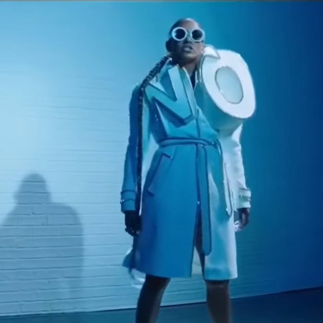 Jeniffer López NO Viktor Rolf Youtube Jeniffer López NO Viktor Rolf Youtube