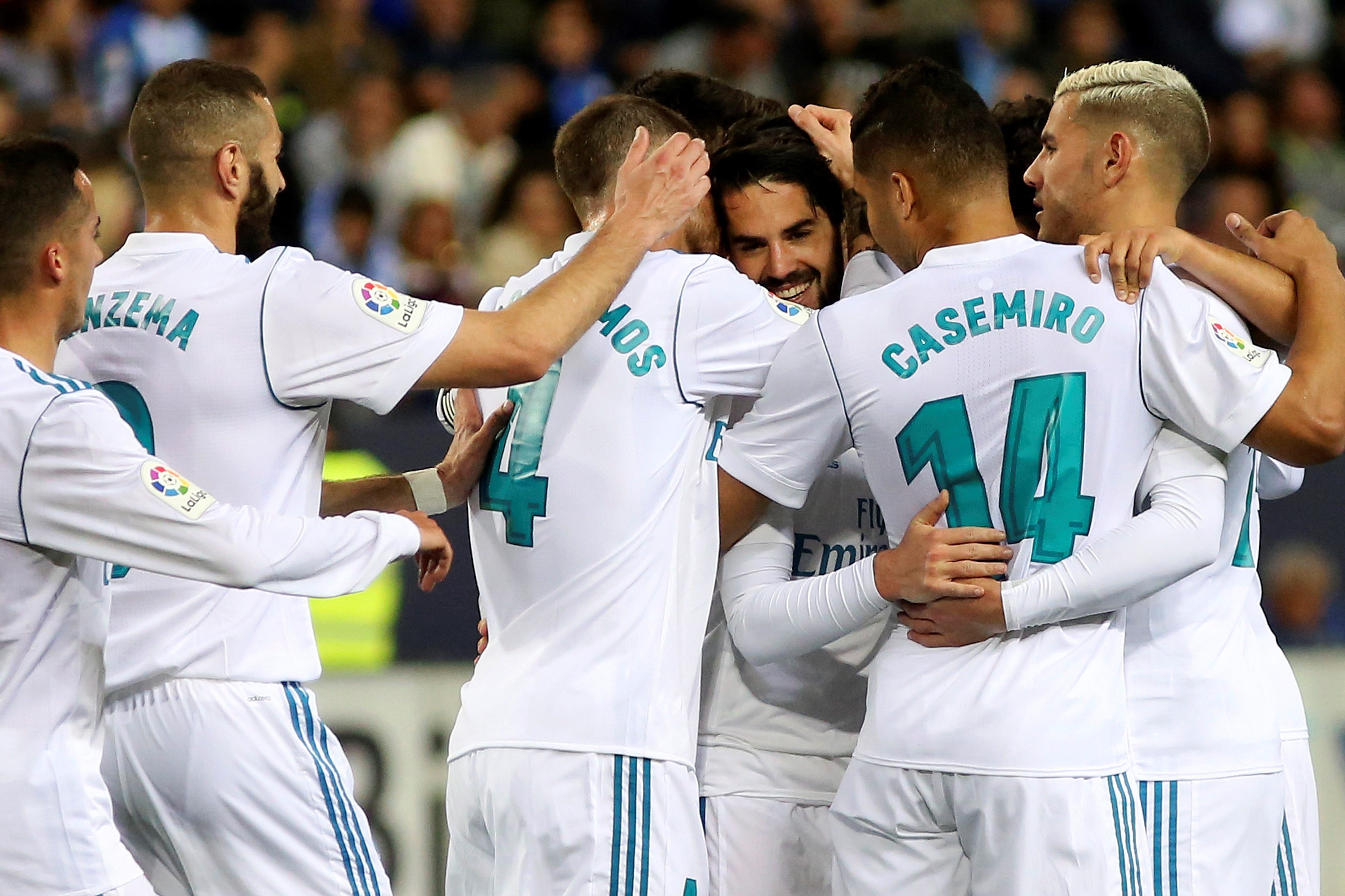 Isco lidera al Madrid en Málaga (1-2)