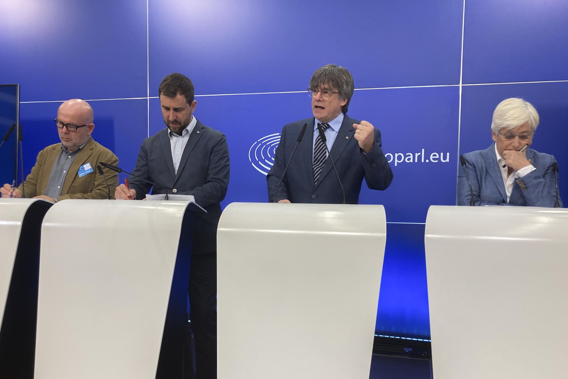 Puigdemont y Comín, pendientes de la Eurocámara para saber si tienen inmunidad para ir a Estrasburgo