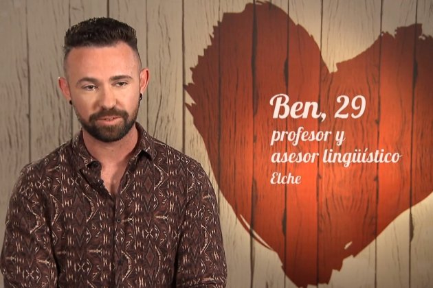 Ben, anglès i valencià, Cuatro Ben, anglès i valencià, Cuatro