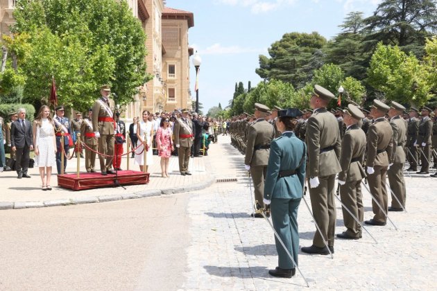 elionor felip militars3 elionor felip militars3