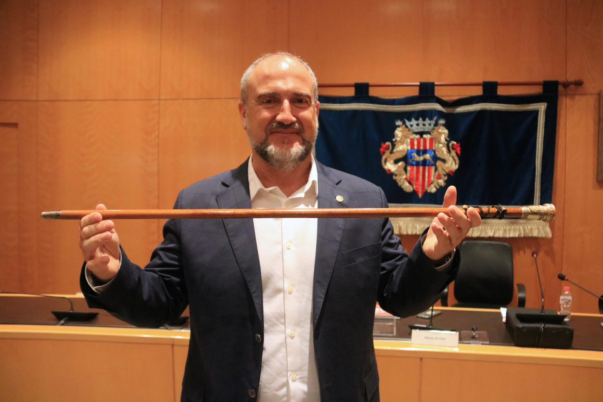 Cambrils inviste a Alfredo Clúa (PSC) como nuevo alcalde con 20 días de retraso