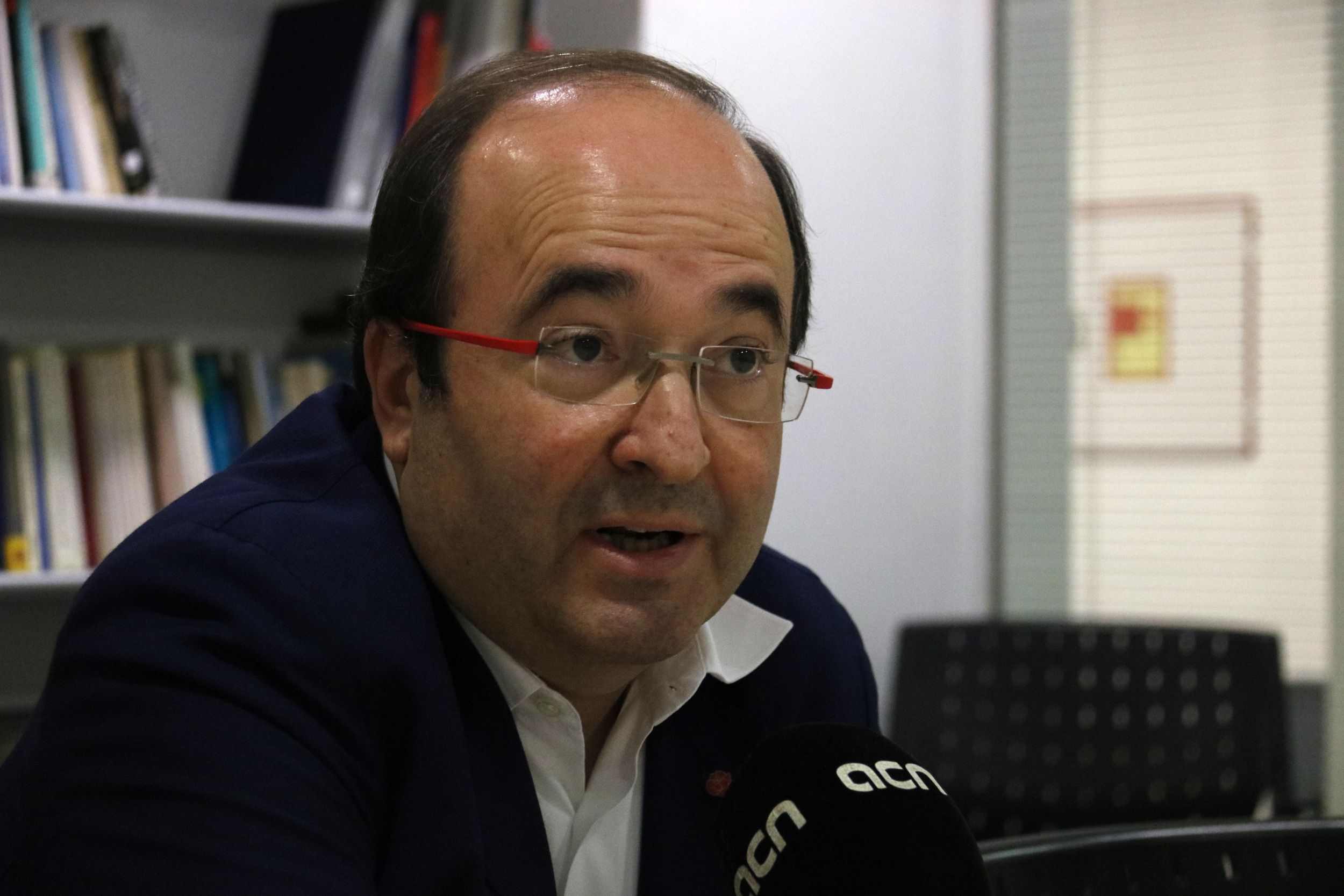 Iceta defiende el 'no' a Rajoy, pero descarta revisar la relación con el PSOE