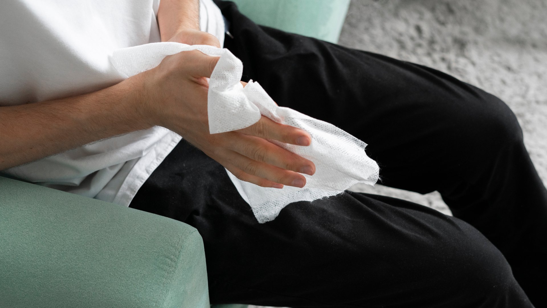 Cómo hacer toallitas húmedas caseras y ecológicas (y no volver a atascar las cañerías nunca más)