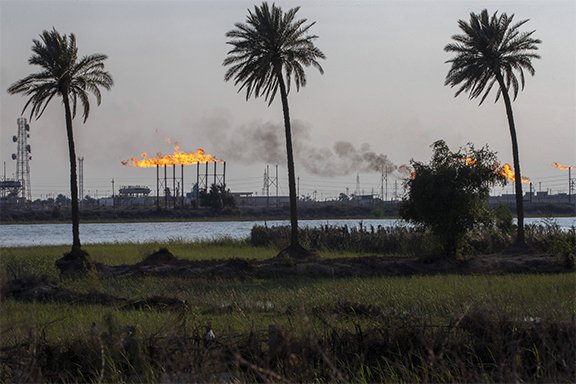 La francesa Total invertirà 25.000 milions d'euros a l'Iraq per optimitzar la producció de petroli