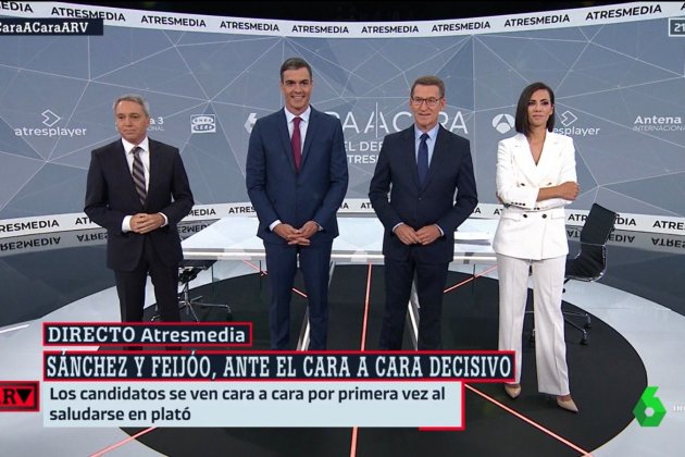 foto plató pedro sanchez alberto núñez feijoo foto plató pedro sanchez alberto núñez feijoo