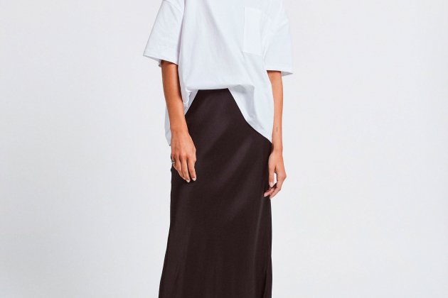 Faldilla|Falda llarga satinada1