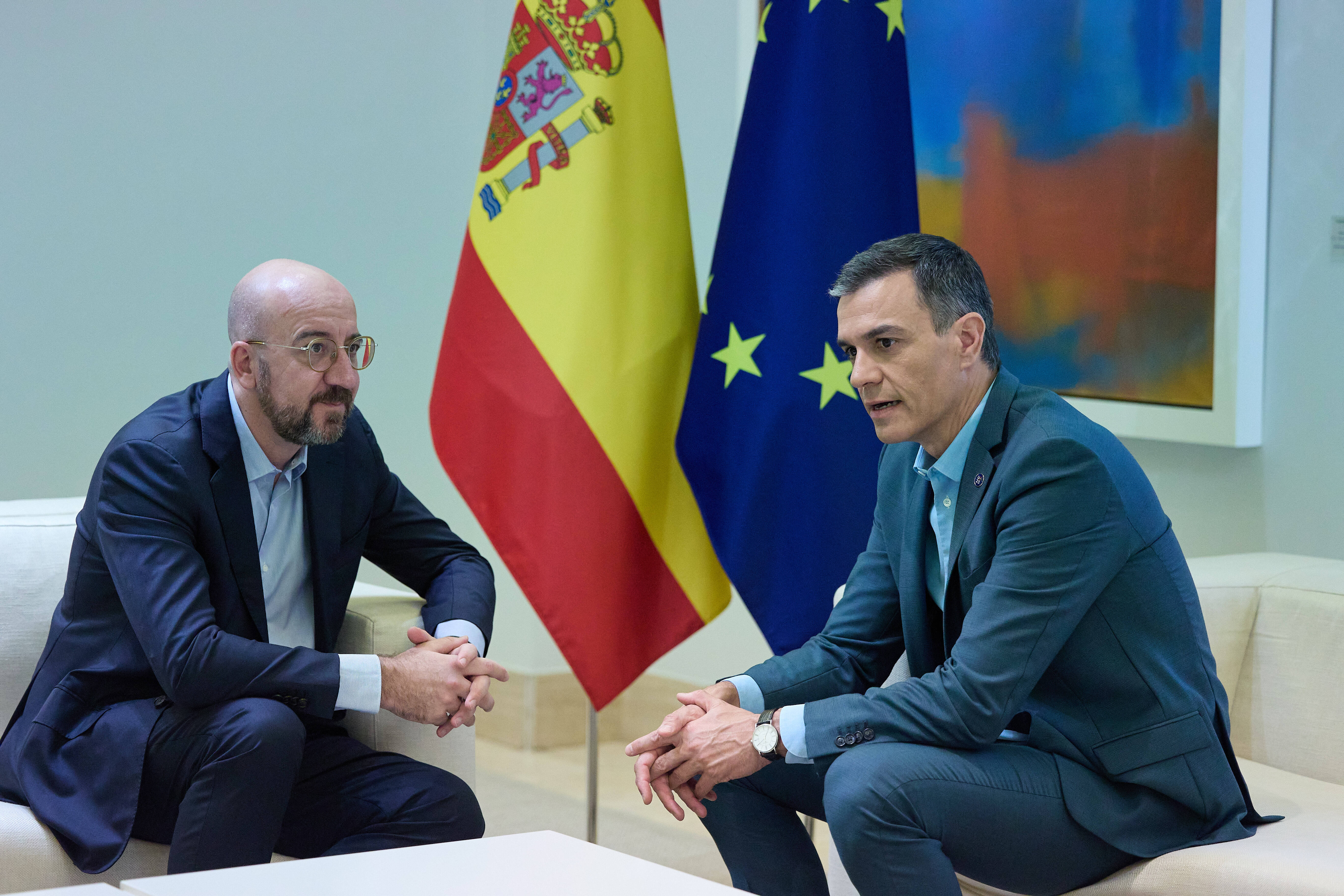 Carta de Plataforma per la Llengua a Pedro Sánchez para hacer al catalán oficial en la UE