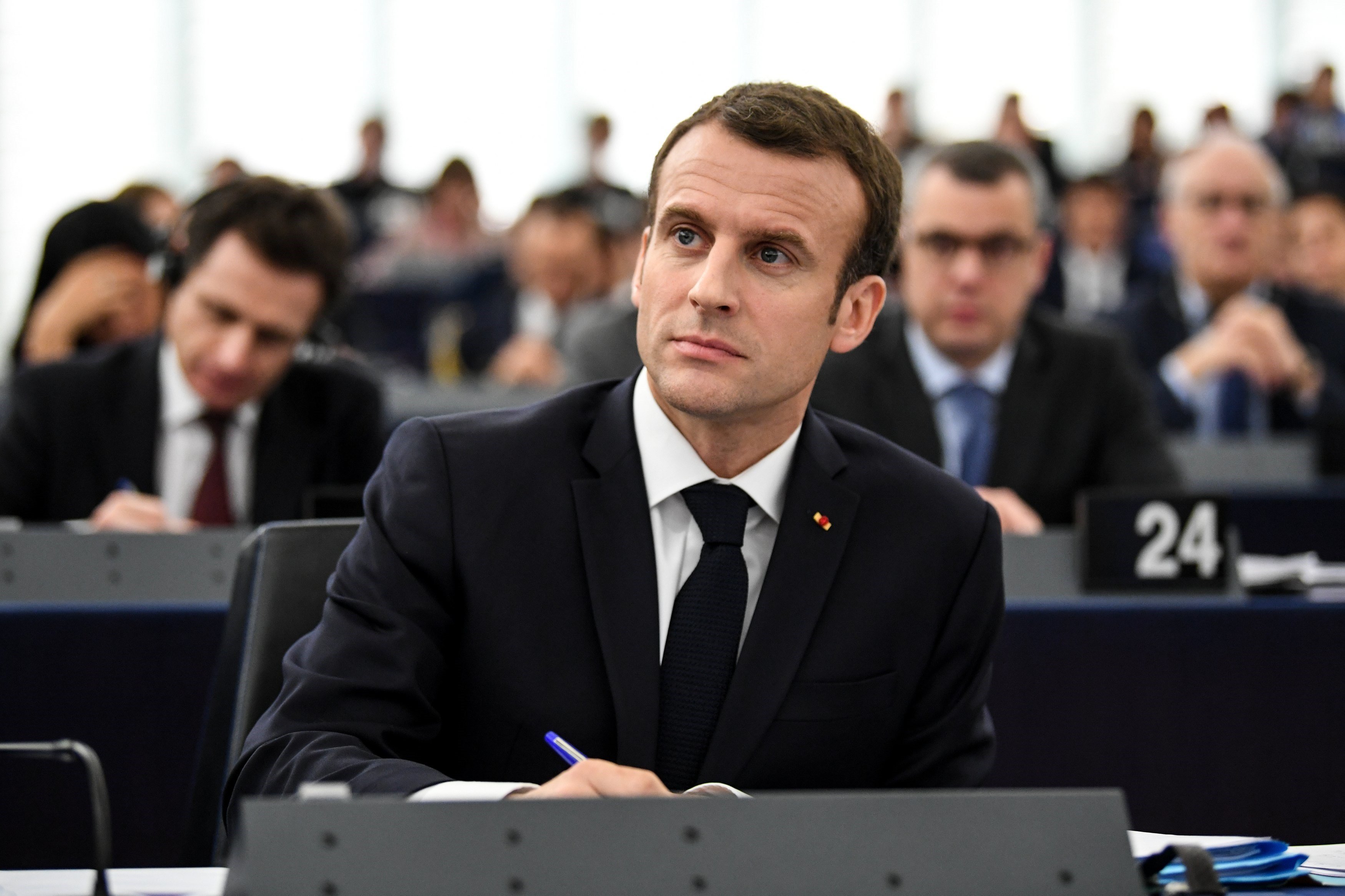 Macron defensa Espanya i demana complir la Constitució "agradi o no"