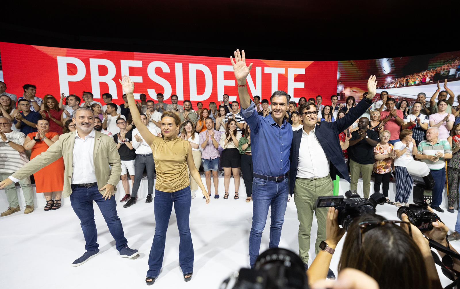 Sánchez esquiva el procés en Catalunya y se centra en llamar a concentrar voto para frenar a PP-Vox