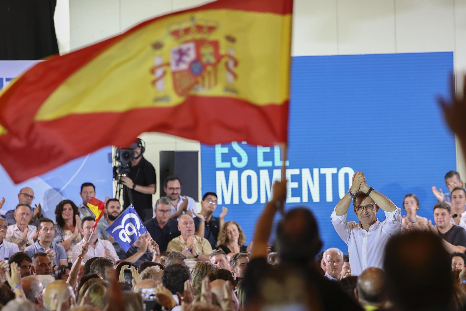 Feijóo entona un discurso ultra contra el independentismo en el ecuador de la campaña