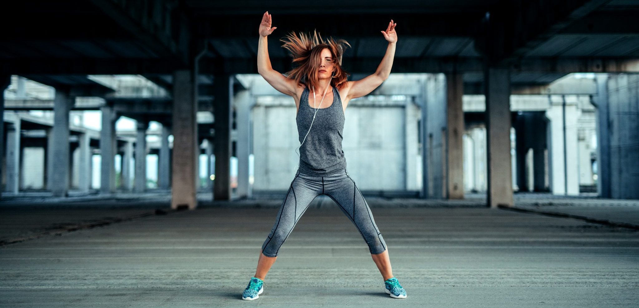 Jumping jacks, l'exercici de moda: com fer-lo a casa sense lesionar-te i beneficis