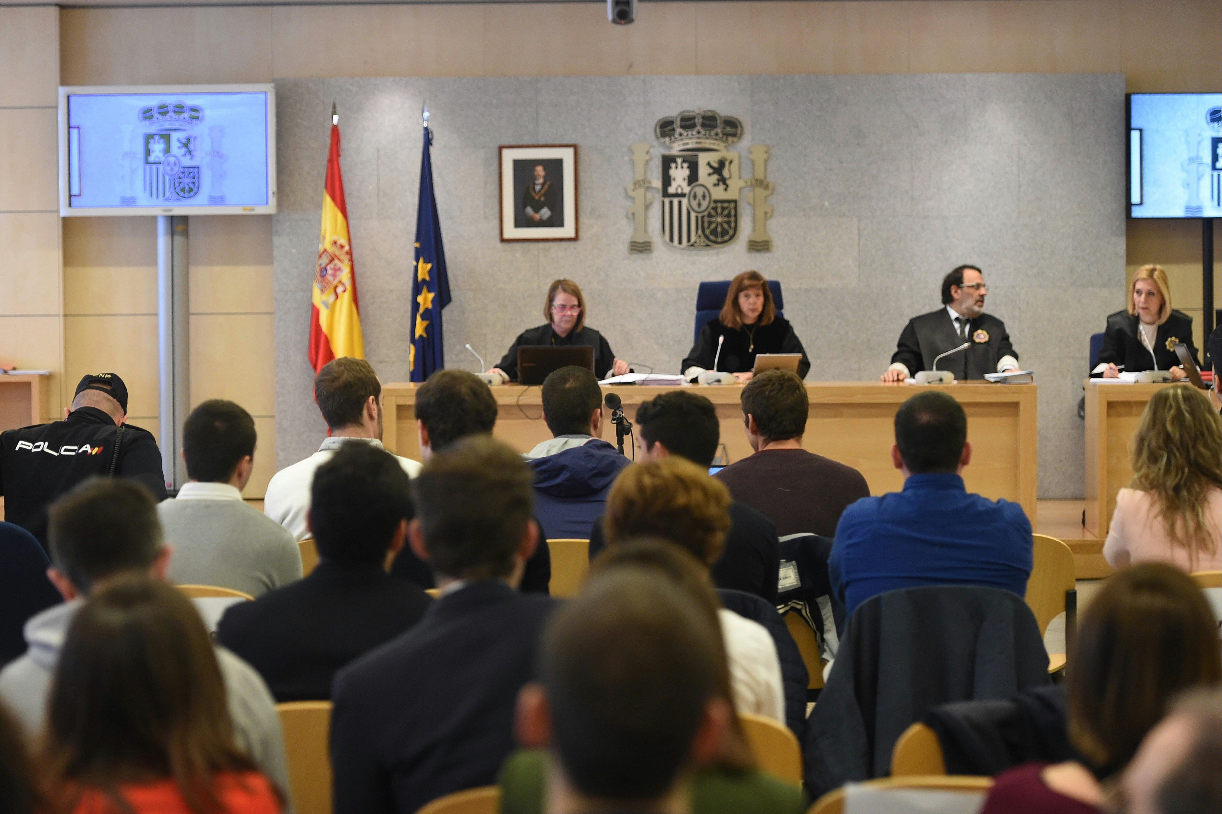 Los jóvenes de Altsasu recusan a los magistrados que revisarán la sentencia