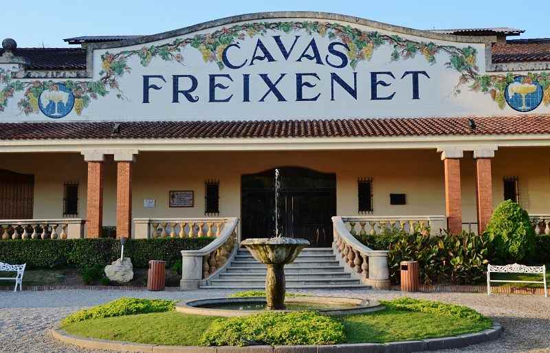 Nova oferta de compra a Freixenet: els Ferrer volen el 51%