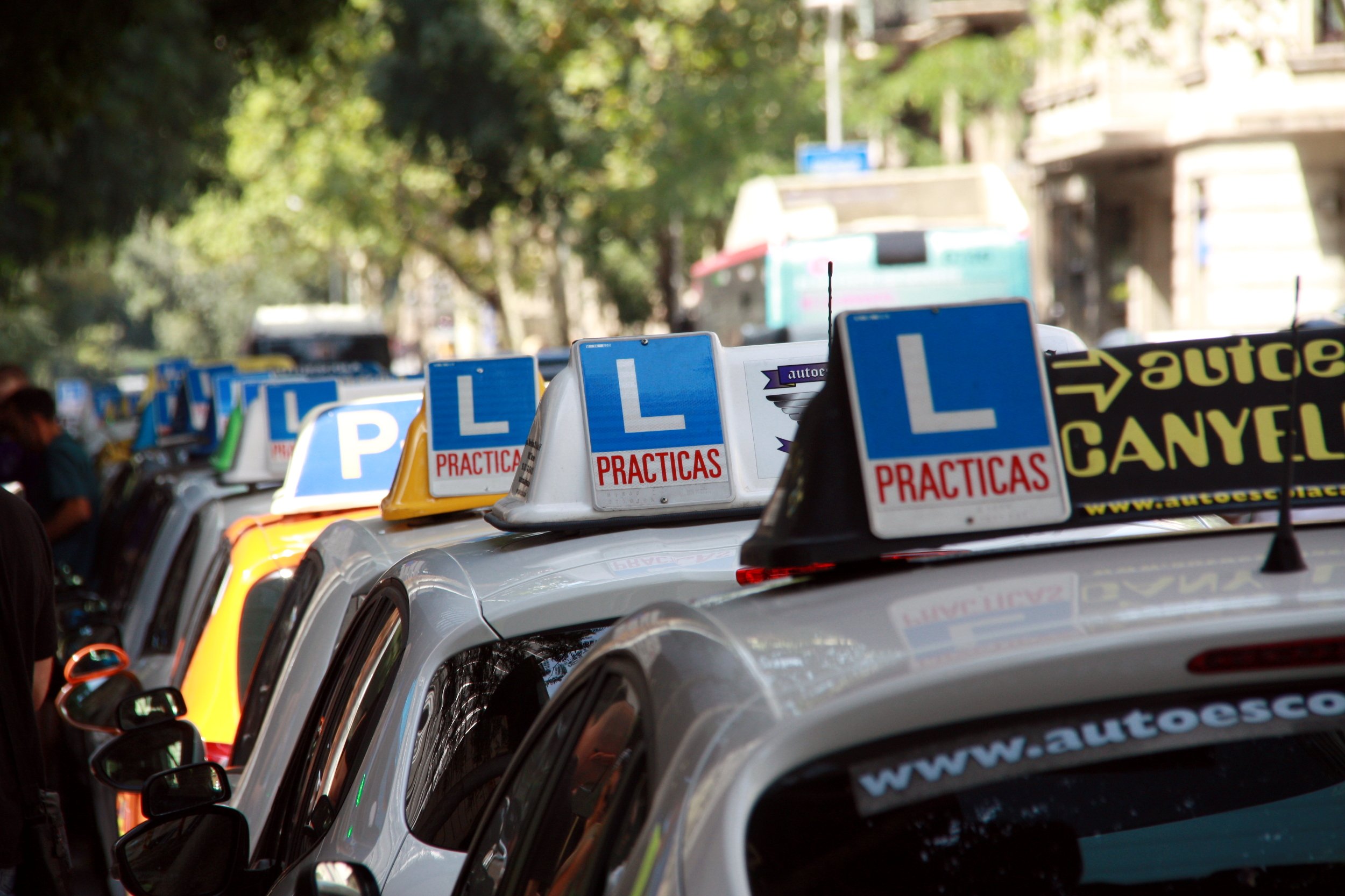 Desarticulada una organización que suplantaba identidades en el examen del carnet de conducir