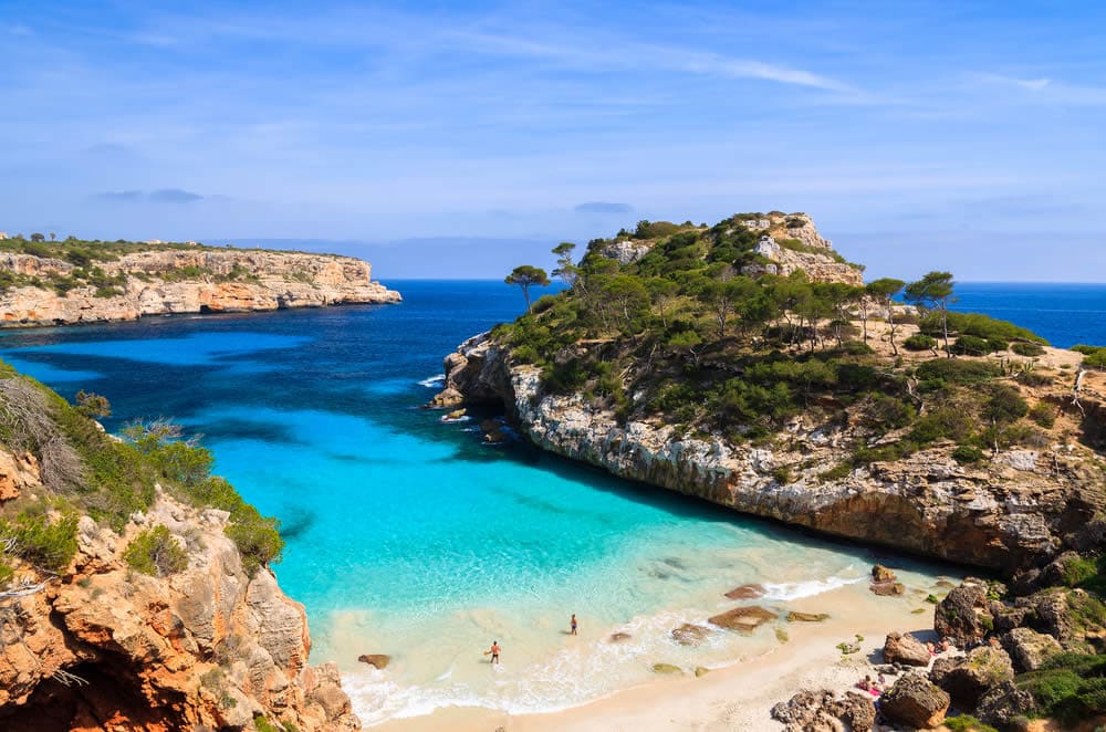 eBooking tria les 10 millors platges d'Espanya segons el seu criteri particular
