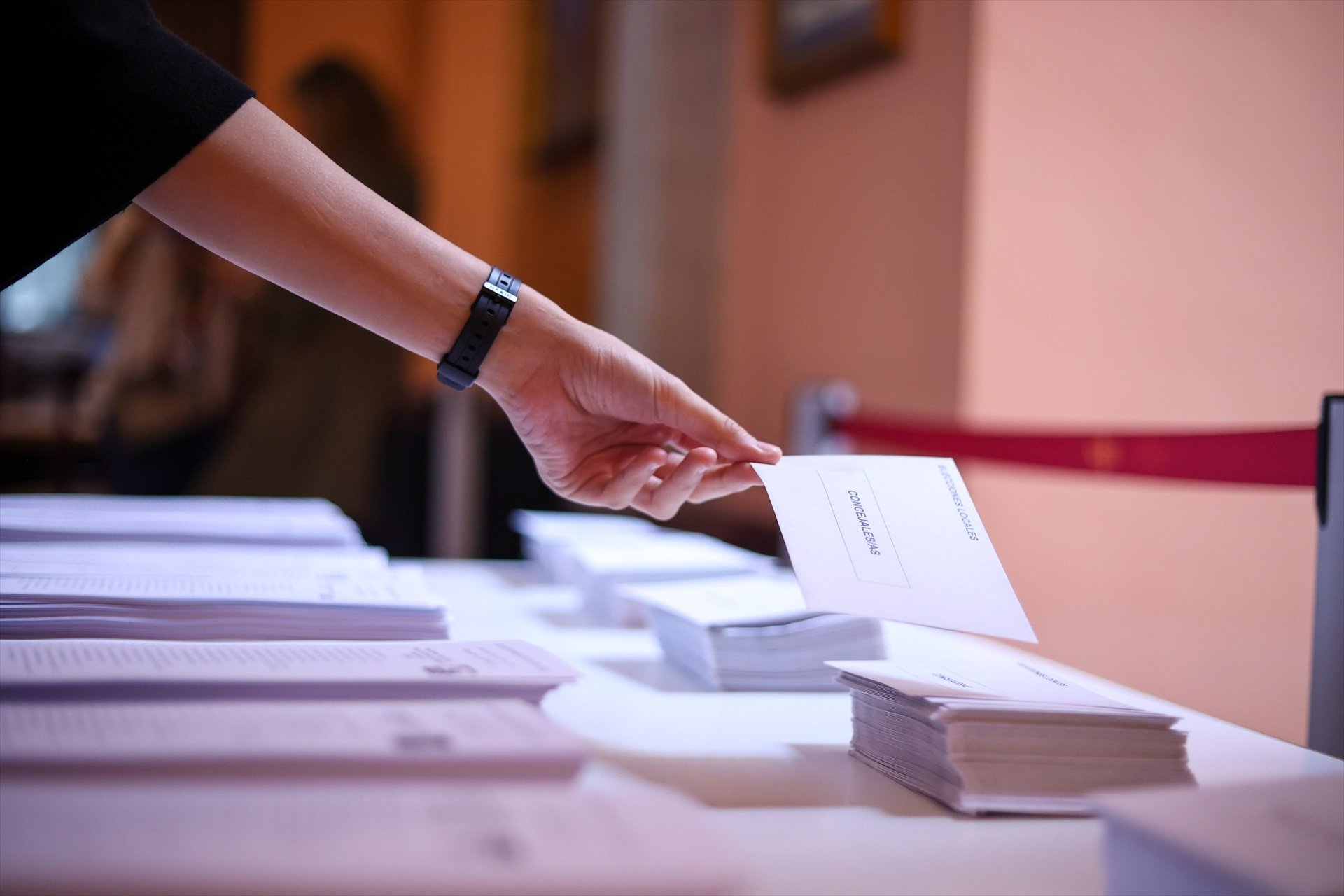 Qui pot votar a les eleccions de Catalunya del 12 de maig?
