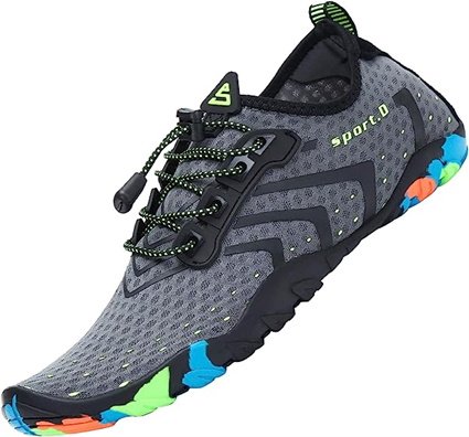 Zapatos de agua negros