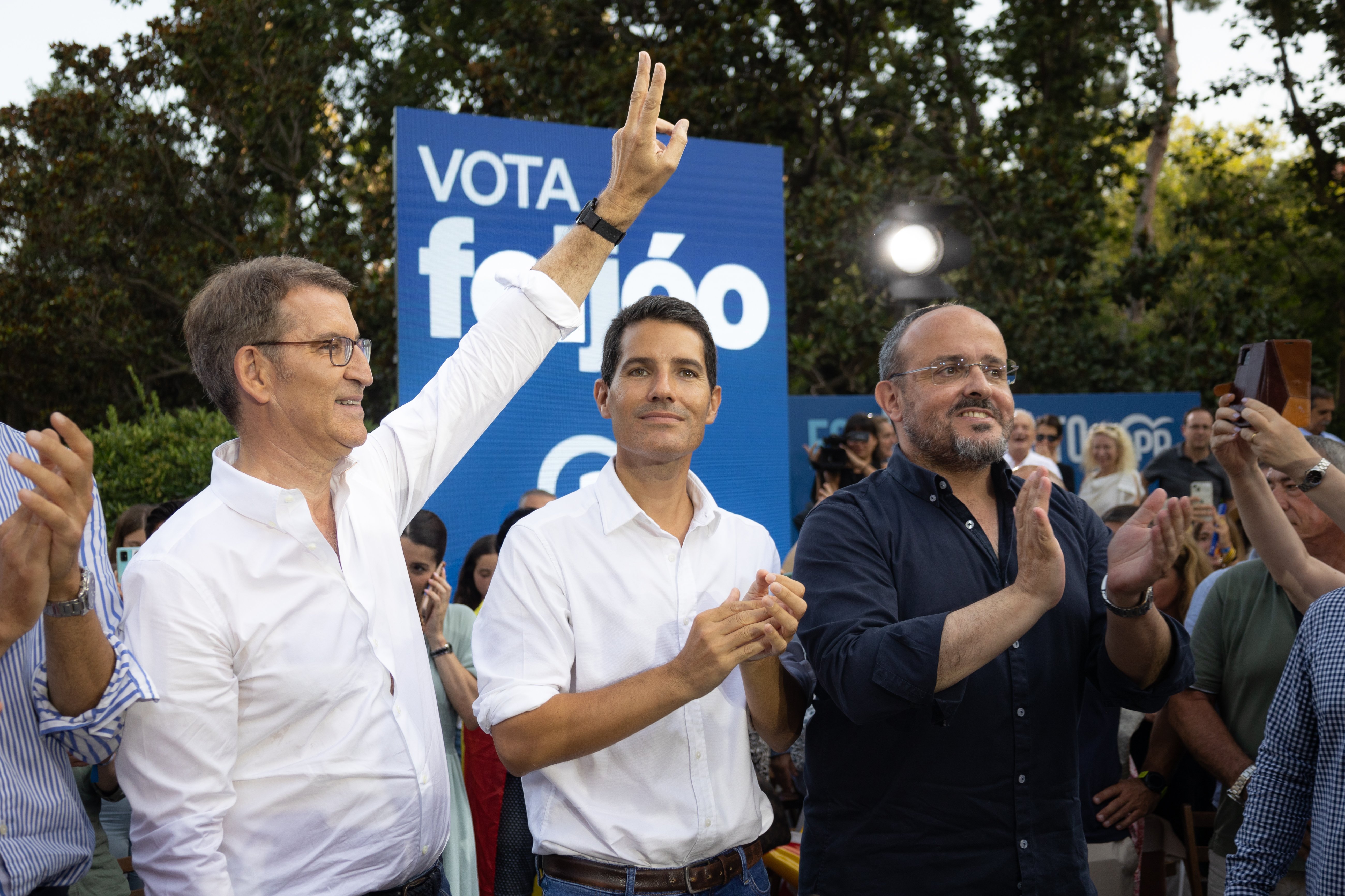 Feijóo "no tiene prisa" por renovar el PP catalán por las tensiones internas: "Sería un suicidio"