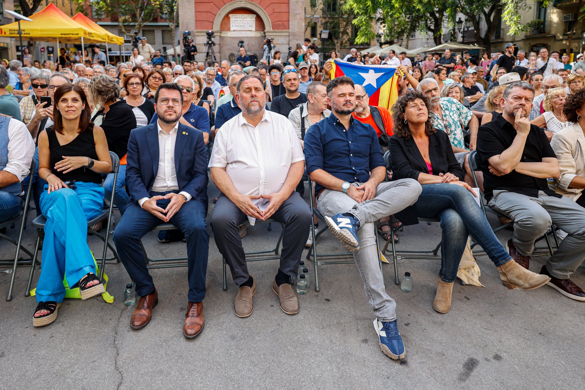 ERC fa una crida a Junts per negociar plegats la investidura de Sánchez "en defensa de Catalunya"