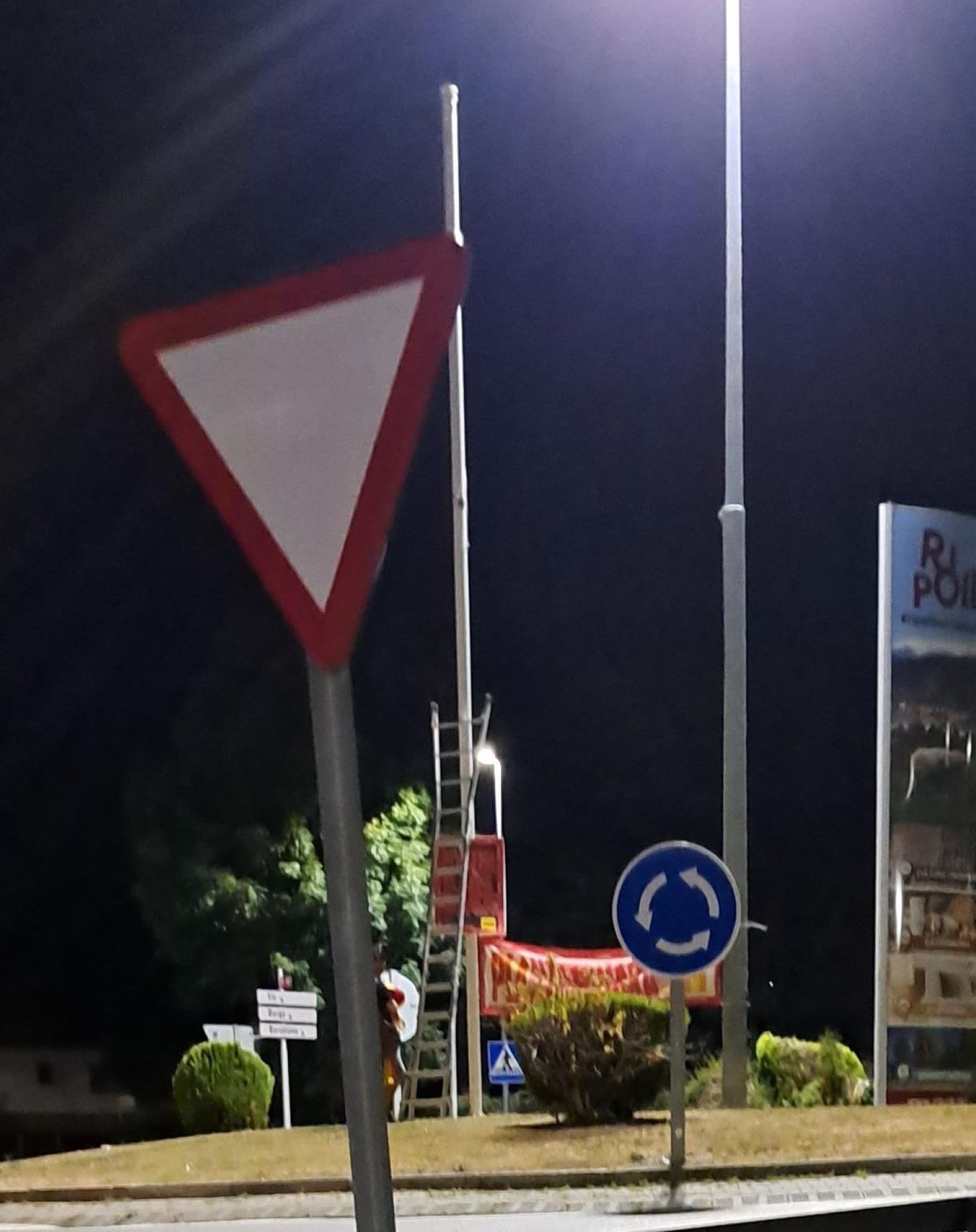 Polèmica per la retirada de l'estelada a Ripoll: la CUP acusa l'alcaldessa, Sílvia Orriols