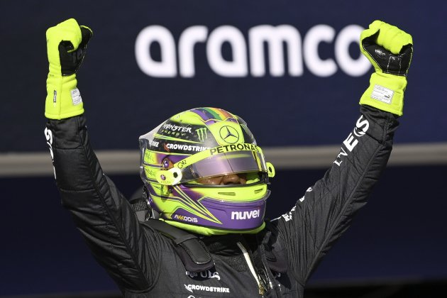 Lewis Hamilton pole GP Hongria / Foto: EFE - Zsolt Czegledi