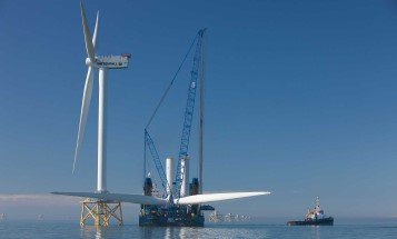 installing wind turbine 5x3 357x215 90 installing wind turbine 5x3 357x215 90
