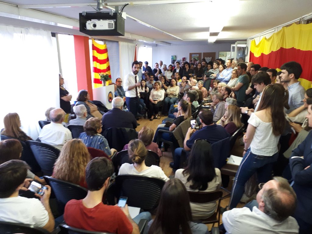 Torrent visita el casal català de Lausana