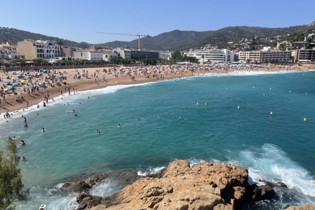 Tossa de mar beach aerial